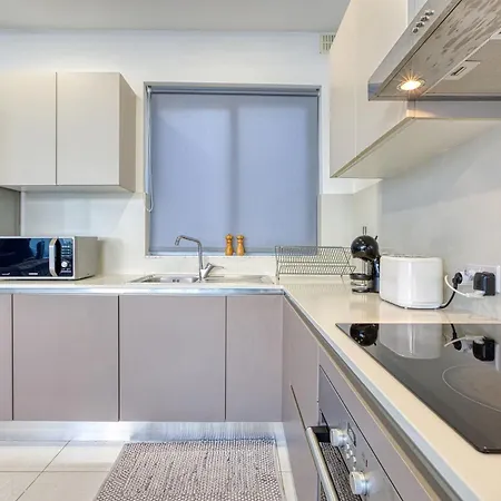 Lovely Mellieha With Stunning Terrace & Views By 360 Estates 아파트 Ix-Xaghra ta' Barra