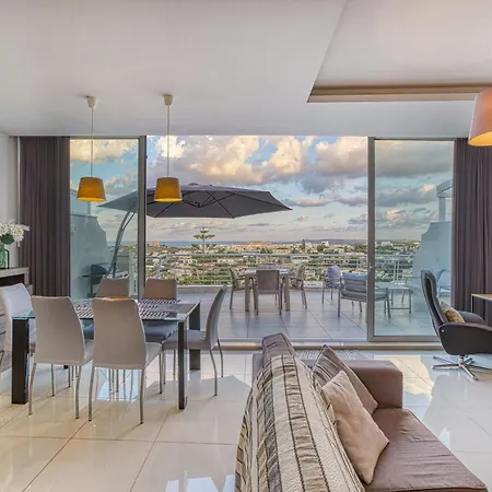 Lovely Mellieha With Stunning Terrace & Views By 360 Estates 아파트 *