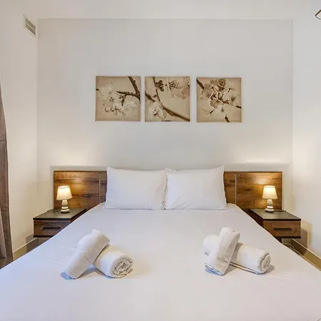 Apartmán Lovely Mellieha With Stunning Terrace & Views By 360 Estates *