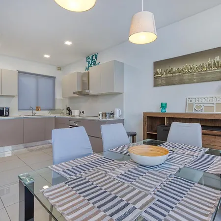 Lovely Mellieha With Stunning Terrace & Views By 360 Estates Апартаменты Ix-Xaghra ta' Barra